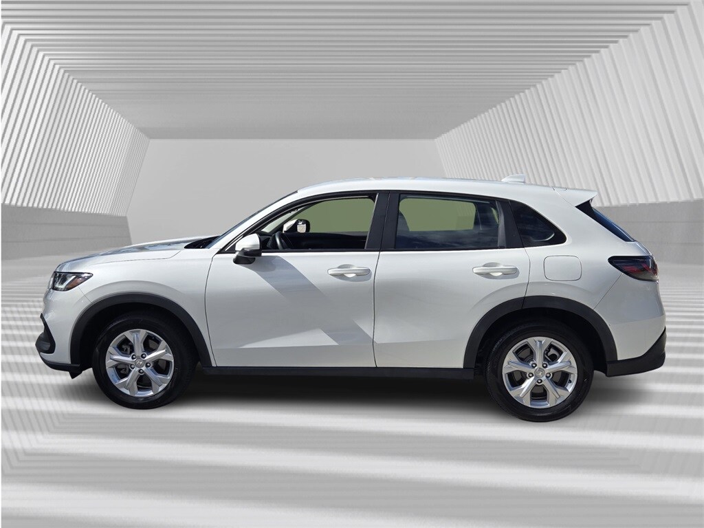 2024 Honda HR-V LX photo 3