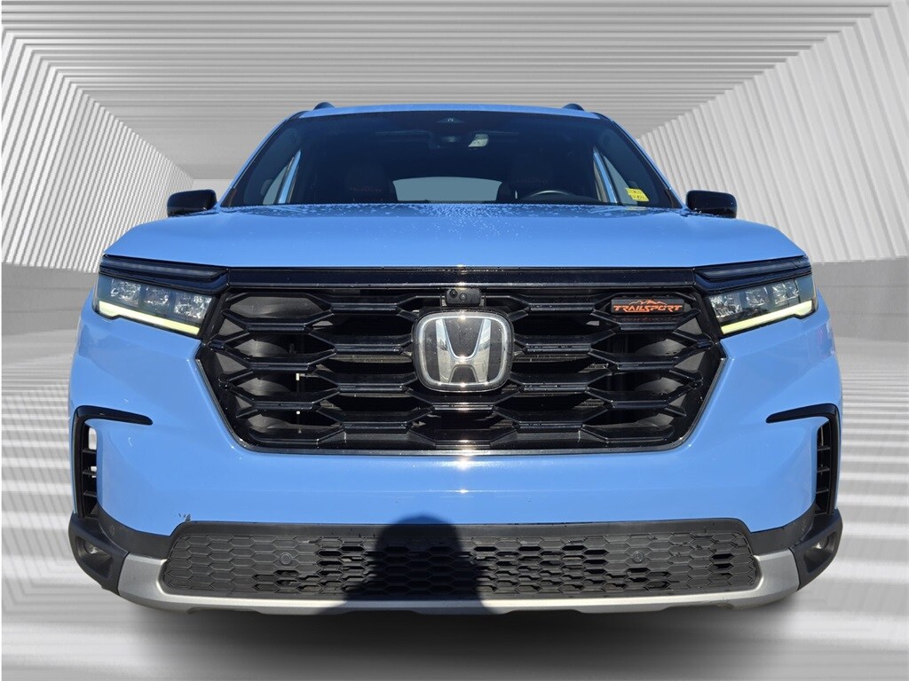 2023 Honda Pilot TrailSport photo 3