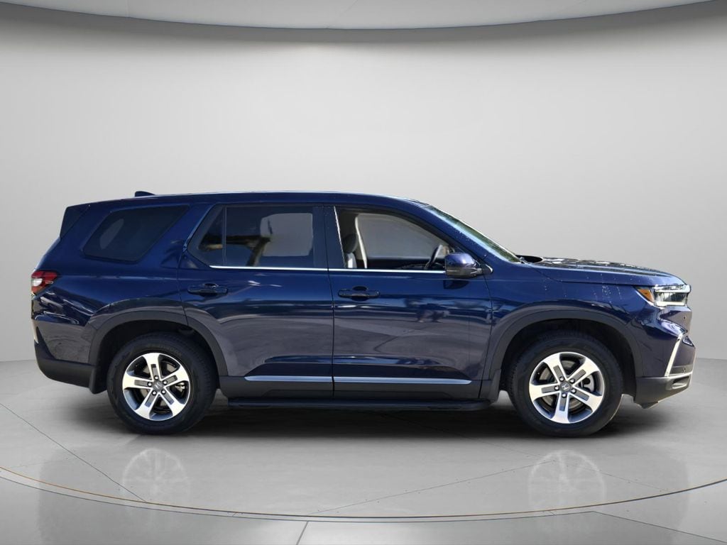 Certified 2024 Honda Pilot EX-L 8 Passenger SUV