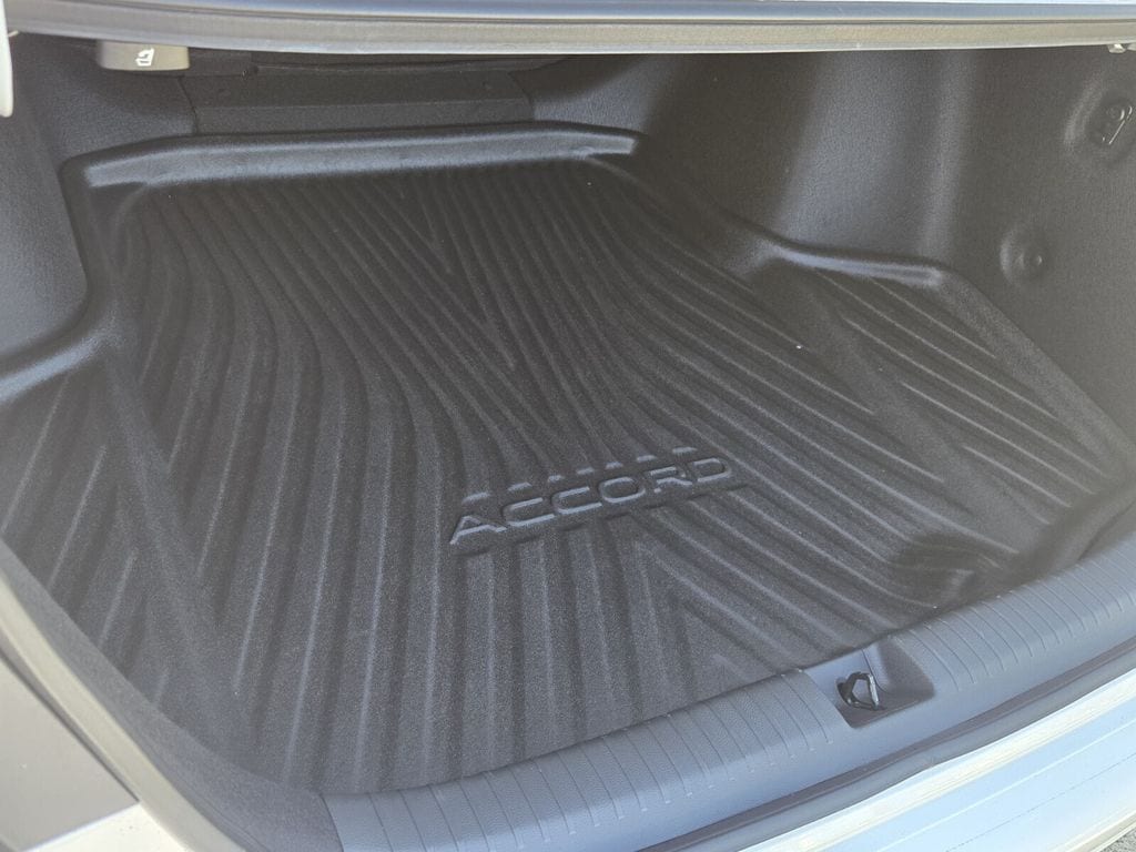 2024 Honda Accord EX - Photo 13