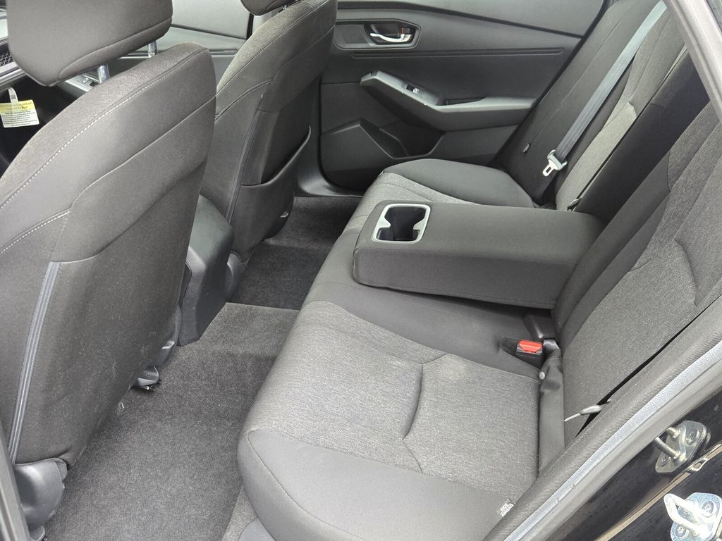 2024 Honda Accord EX - Photo 9
