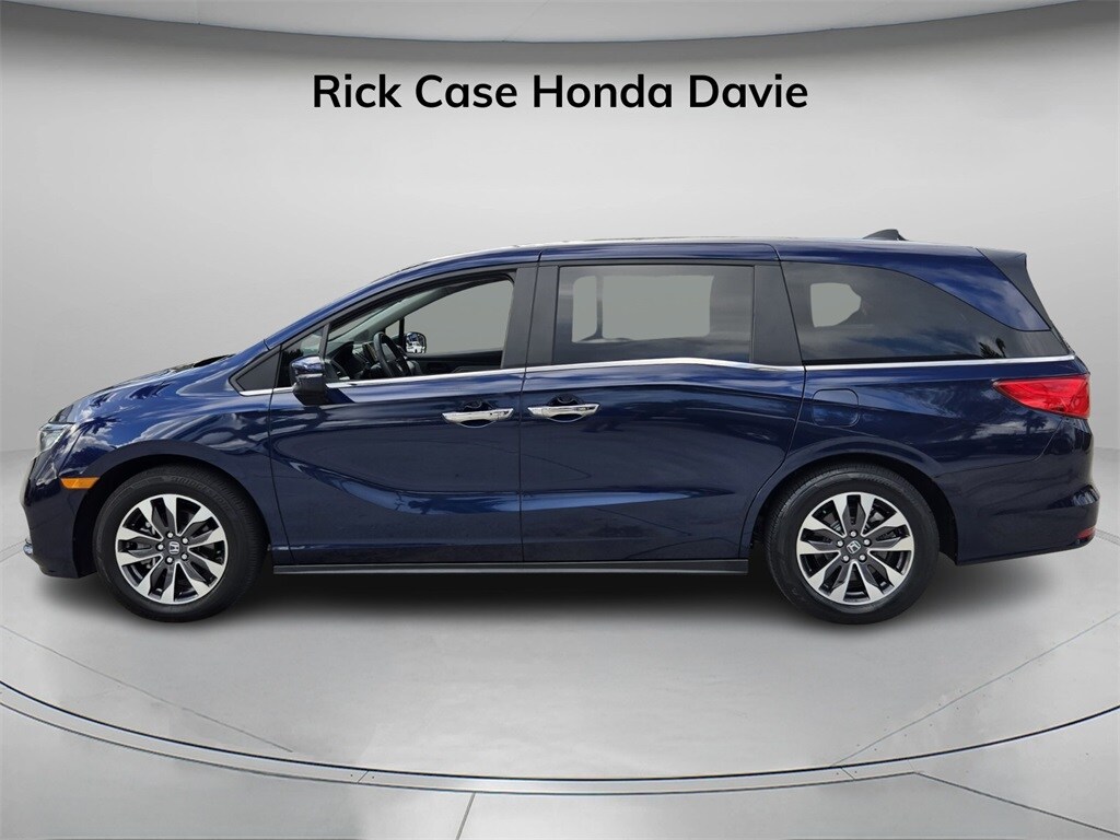 2024 Honda Odyssey EX-L photo 3