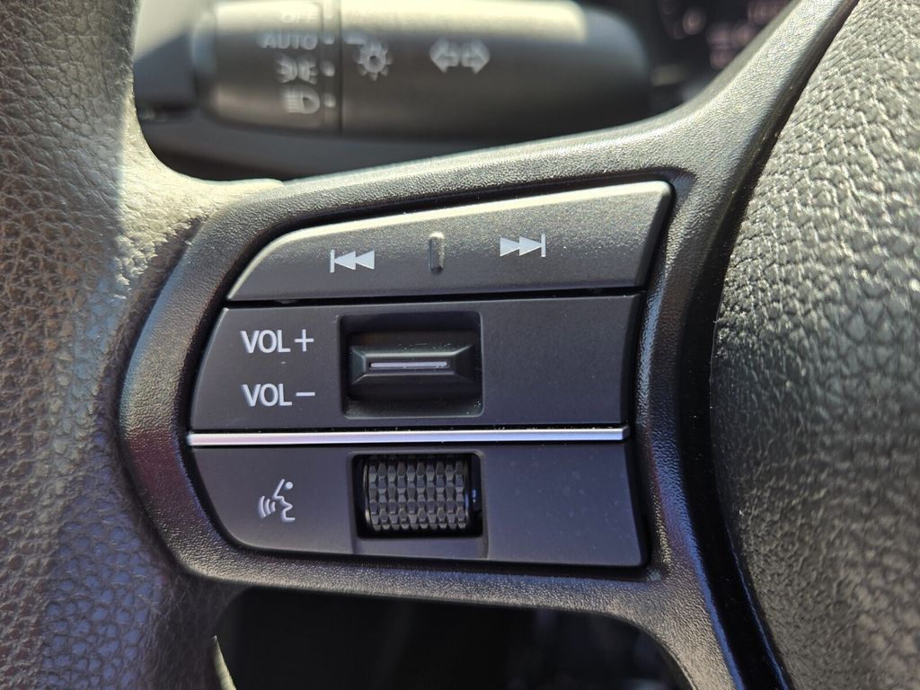 2025 Honda Accord LX - Photo 24
