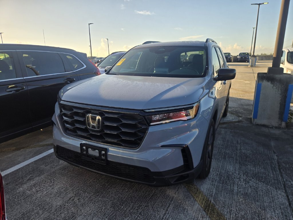 Used 2025 Honda Pilot Sport SUV