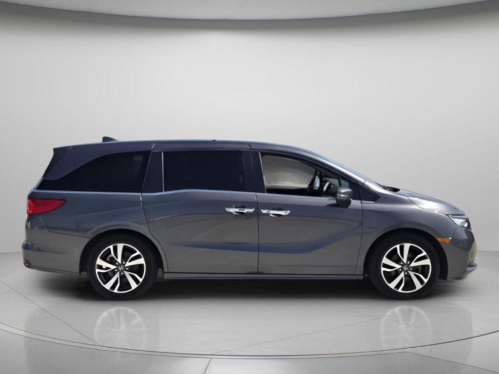 Used 2022 Honda Odyssey Touring Minivan/Van