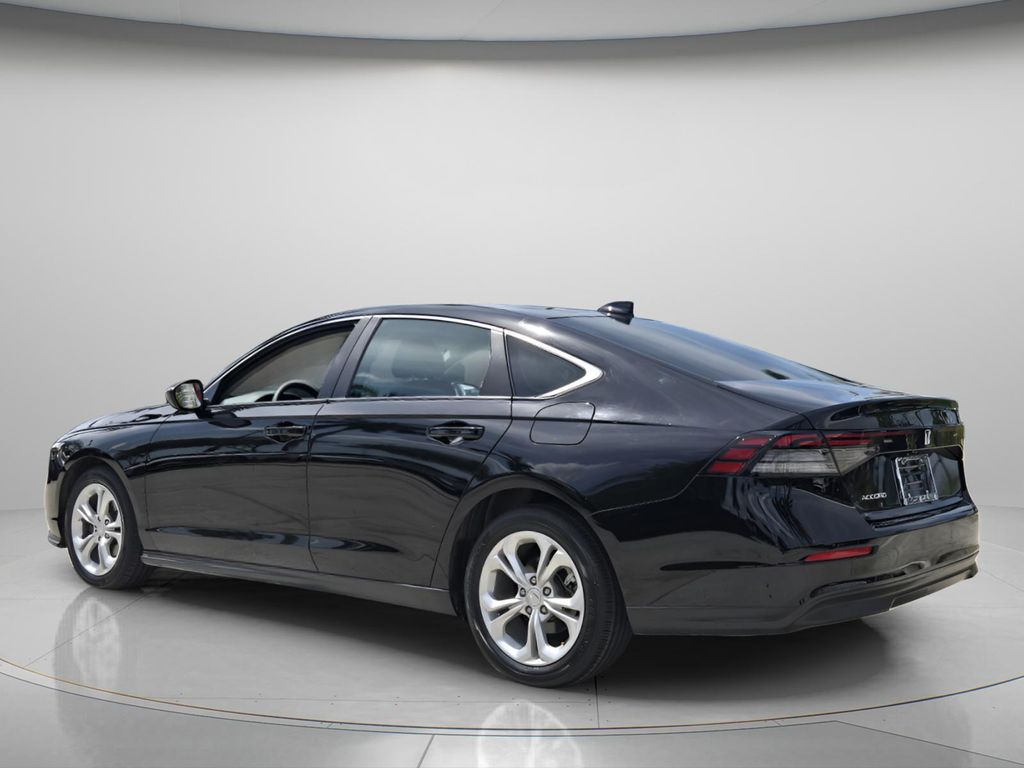 2024 Honda Accord LX - Photo 8