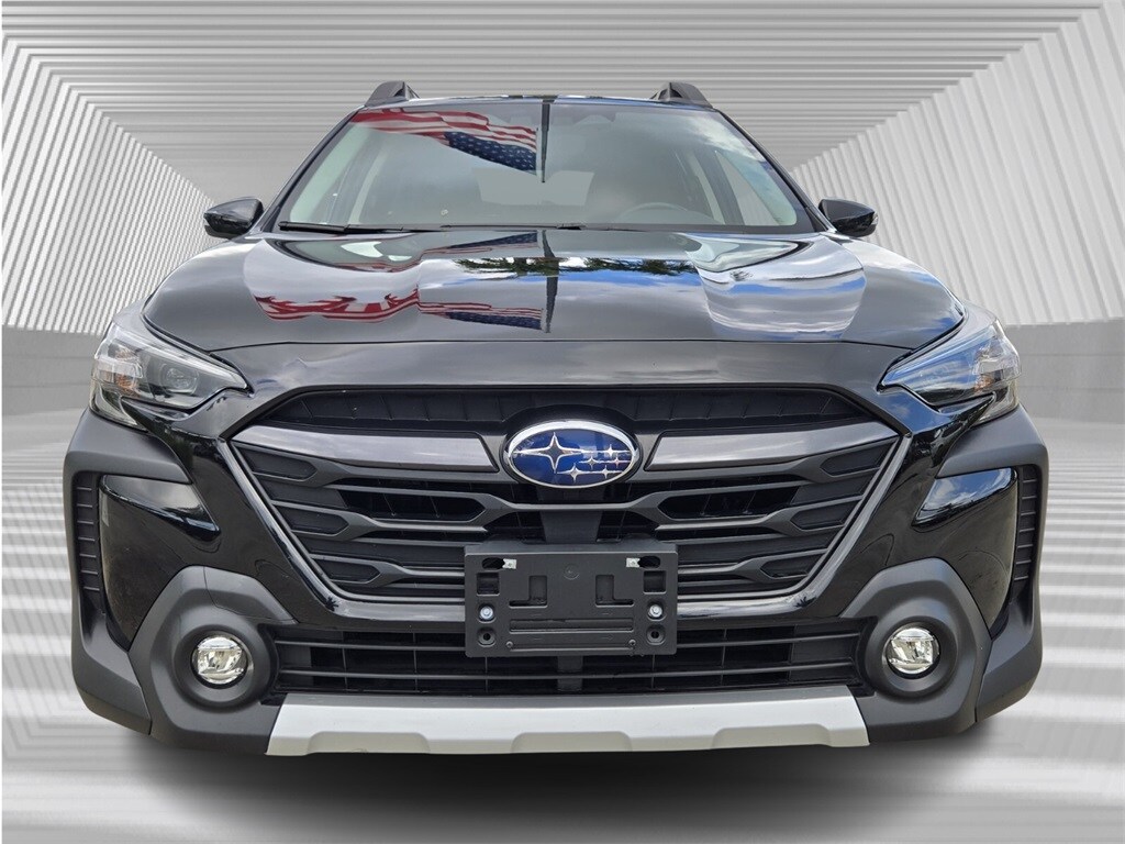 2023 Subaru Outback Limited photo 2