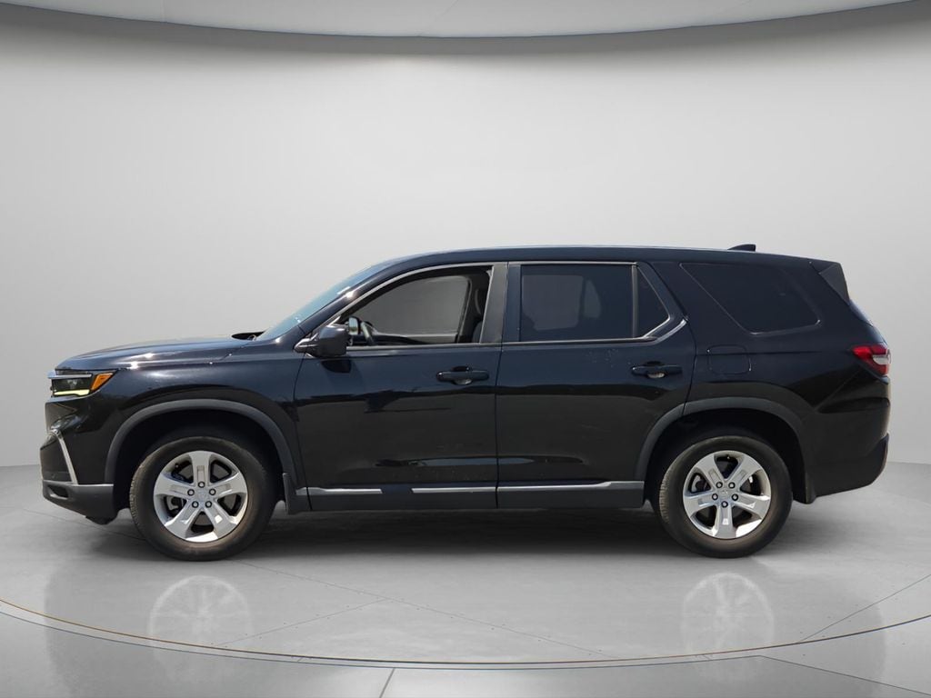 Used 2023 Honda Pilot LX SUV