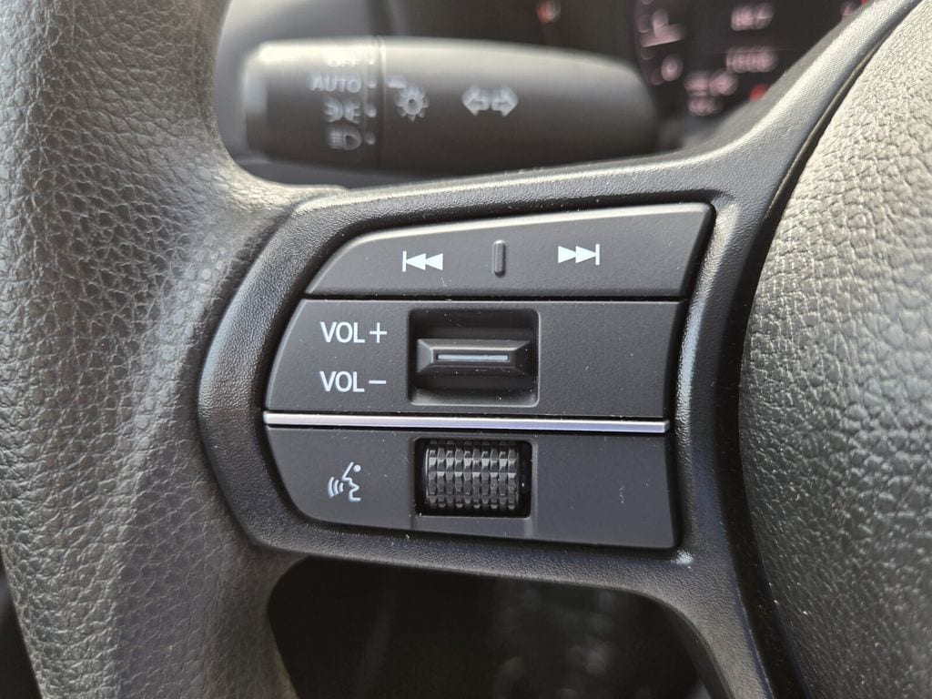 2025 Honda Accord SE - Photo 23