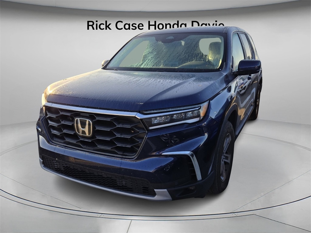 Certified 2024 Honda Pilot EX-L 7 Passenger SUV