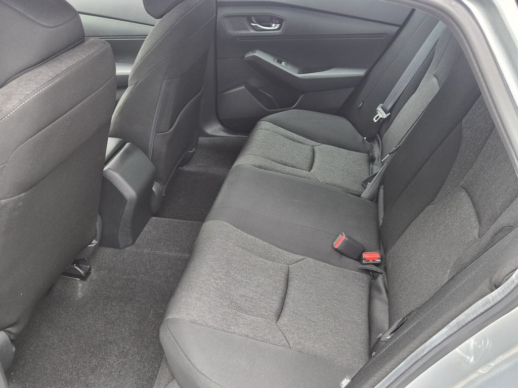2024 Honda Accord LX - Photo 11