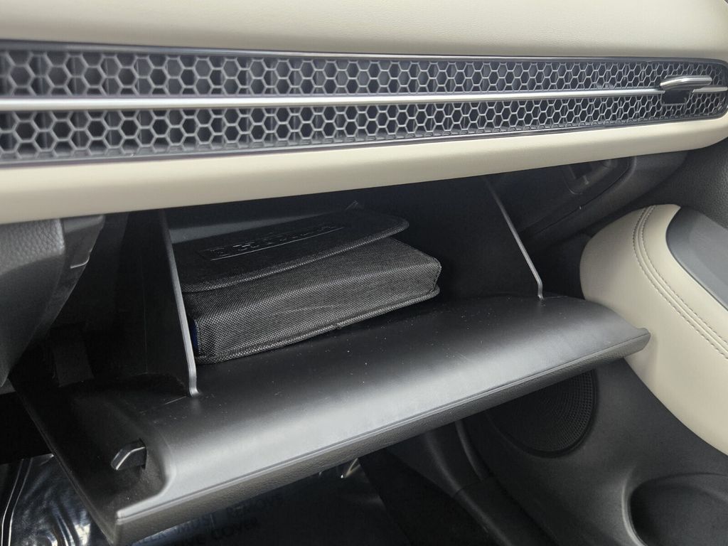 2025 Honda HR-V EX-L - Photo 22