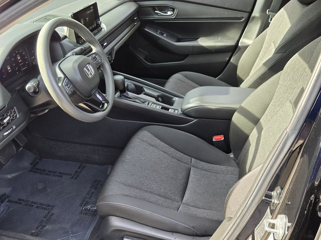2024 Honda Accord EX - Photo 10