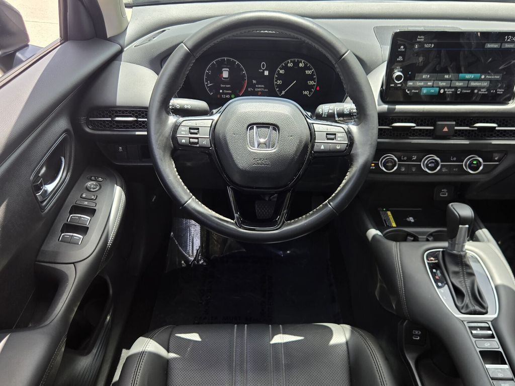 2025 Honda HR-V EX-L - Photo 12