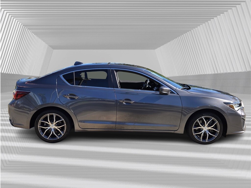 2021 Acura ILX Premium photo 2