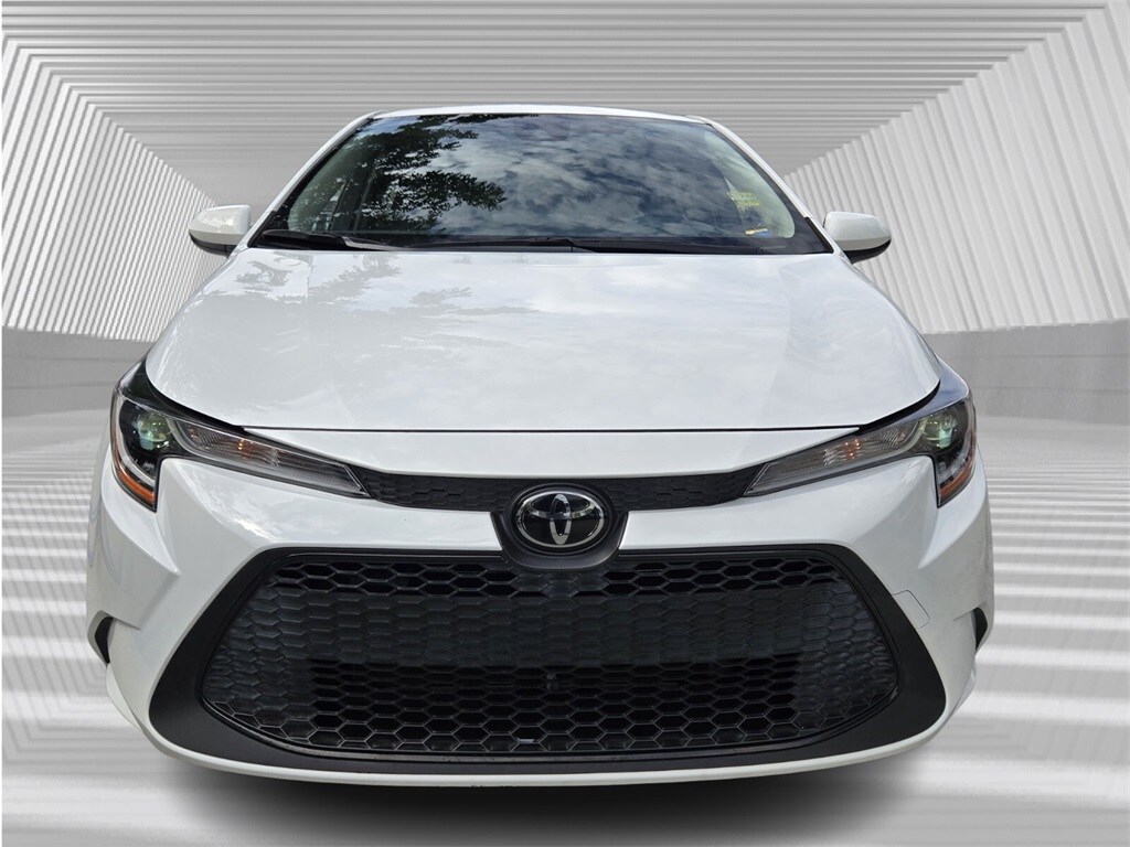 Used 2022 Toyota Corolla LE Sedan