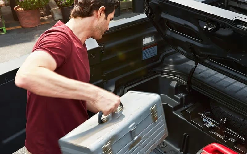 Honda Ridgeline Dual-Action Gate Trunk
