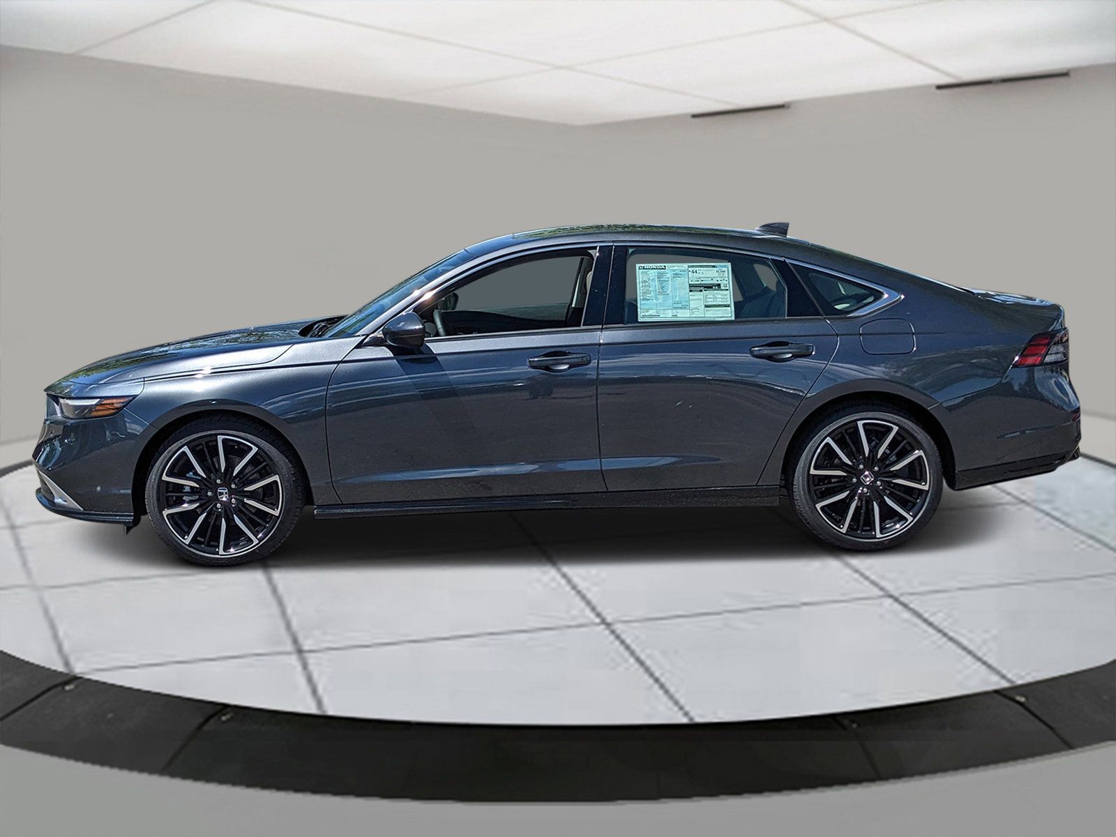 2025 Honda Accord Hybrid Touring photo 2