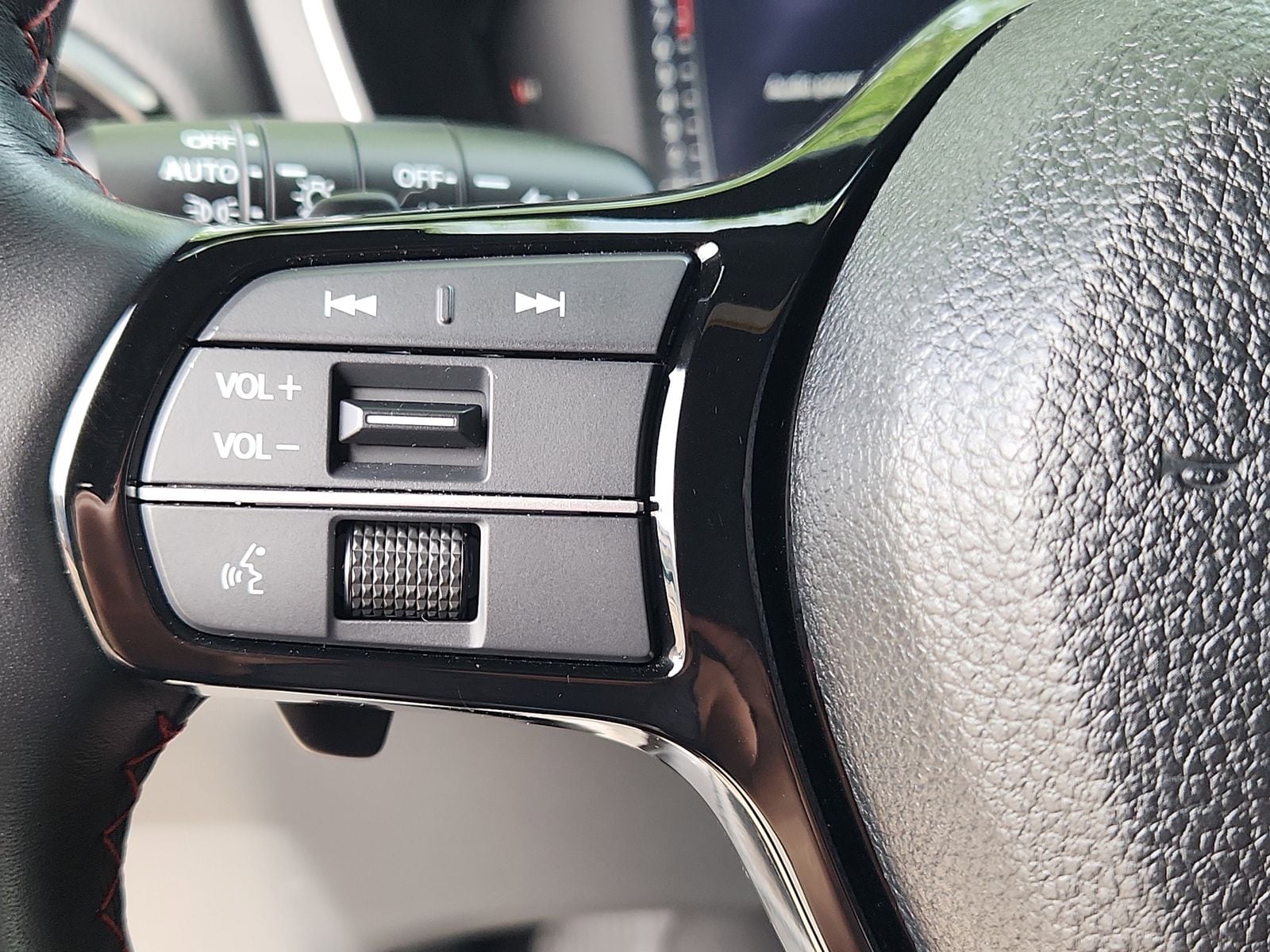 2025 Honda Pilot Black Edition - Photo 19