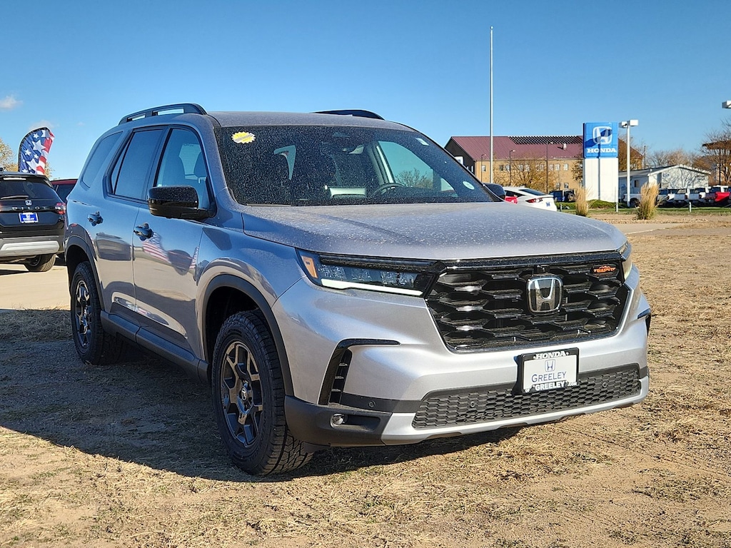 New 2025 Honda Pilot TrailSport SUV