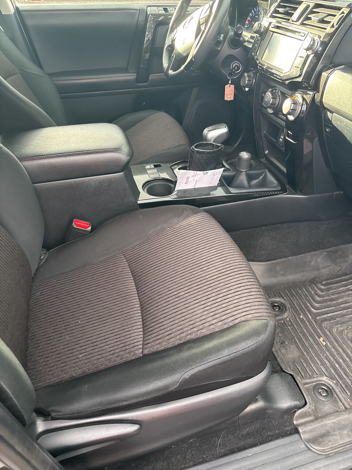 2018 Toyota 4Runner TRD Off-Road photo 3