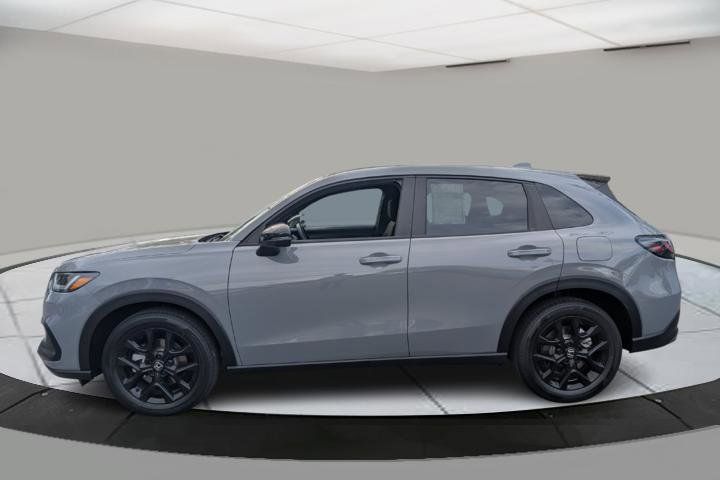 2025 Honda HR-V Sport photo 2
