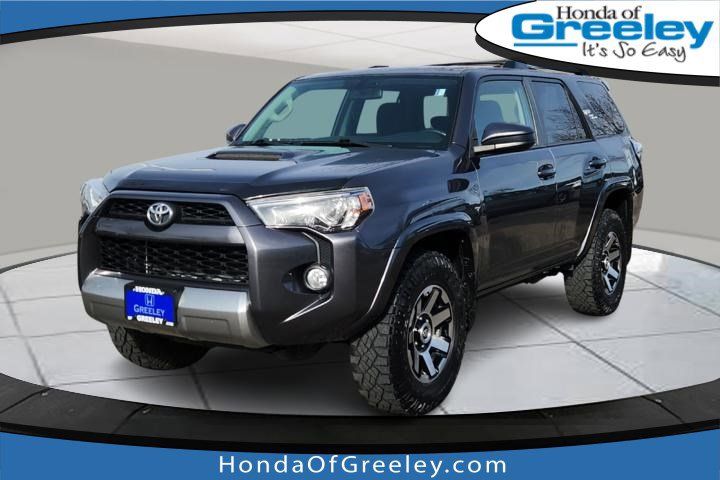 2018 Toyota 4Runner Off-Road's photo