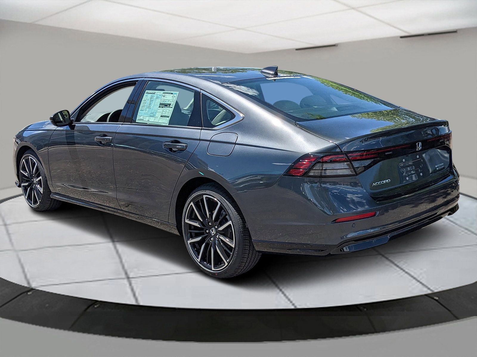 2025 Honda Accord Hybrid Touring photo 3