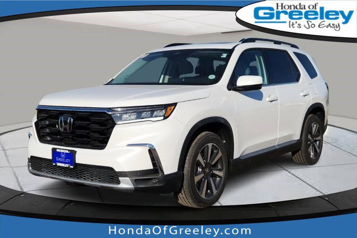 2025 Honda Pilot Touring's photo