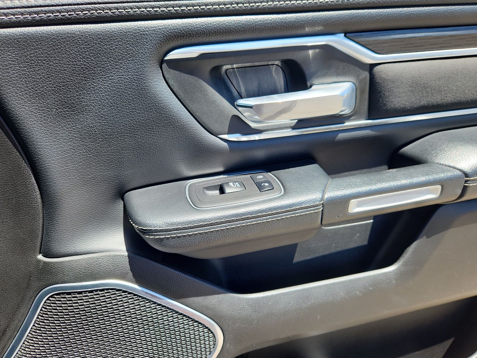 2023 RAM Ram 1500 Pickup Laramie - Photo 17