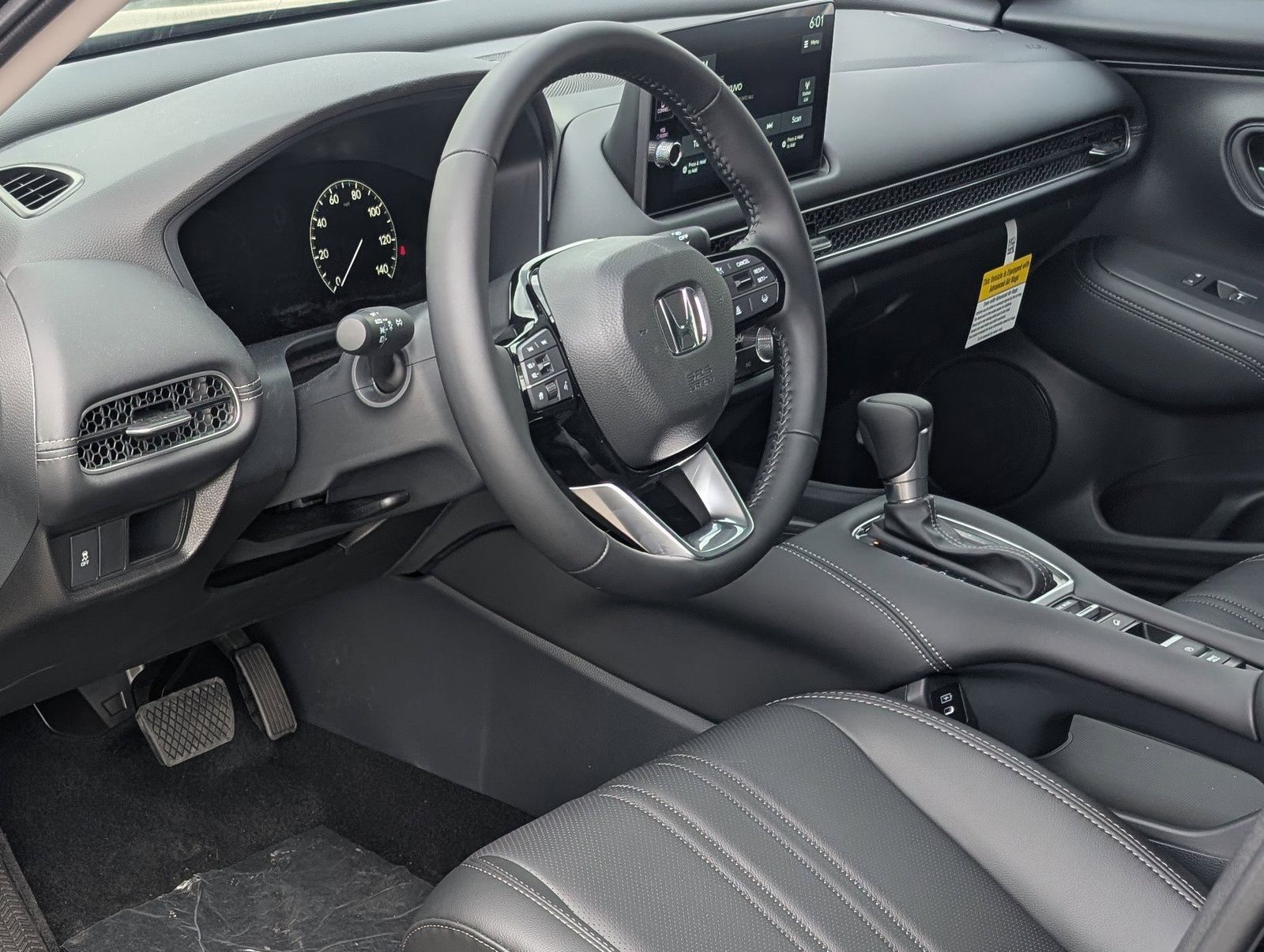 2026 Honda HR-V EX-L photo 3