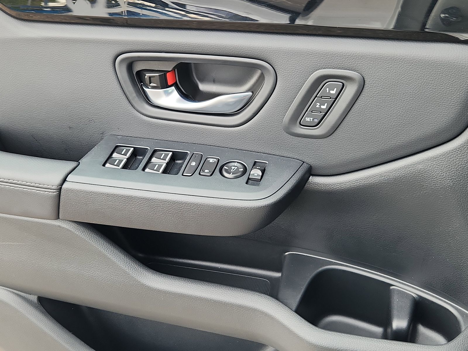 2025 Honda Pilot EX-L - Photo 9