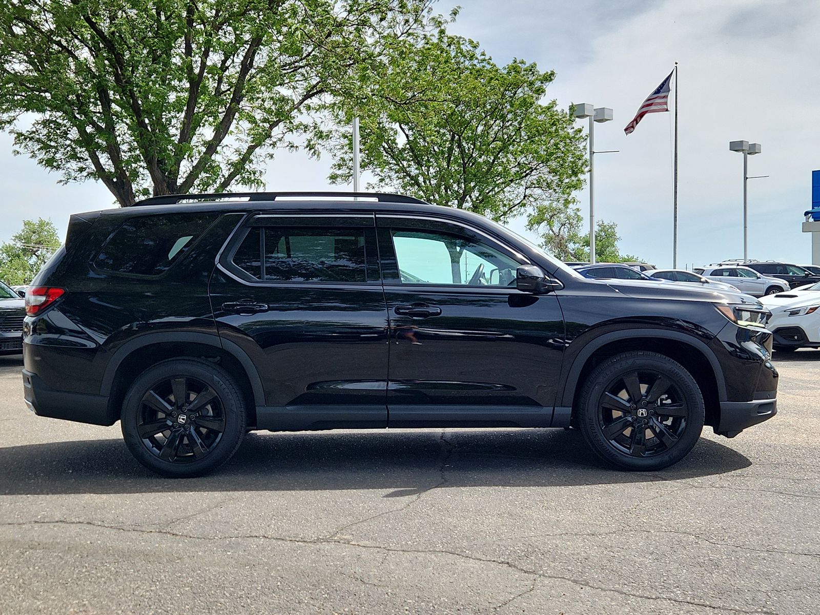2025 Honda Pilot Black Edition - Photo 6