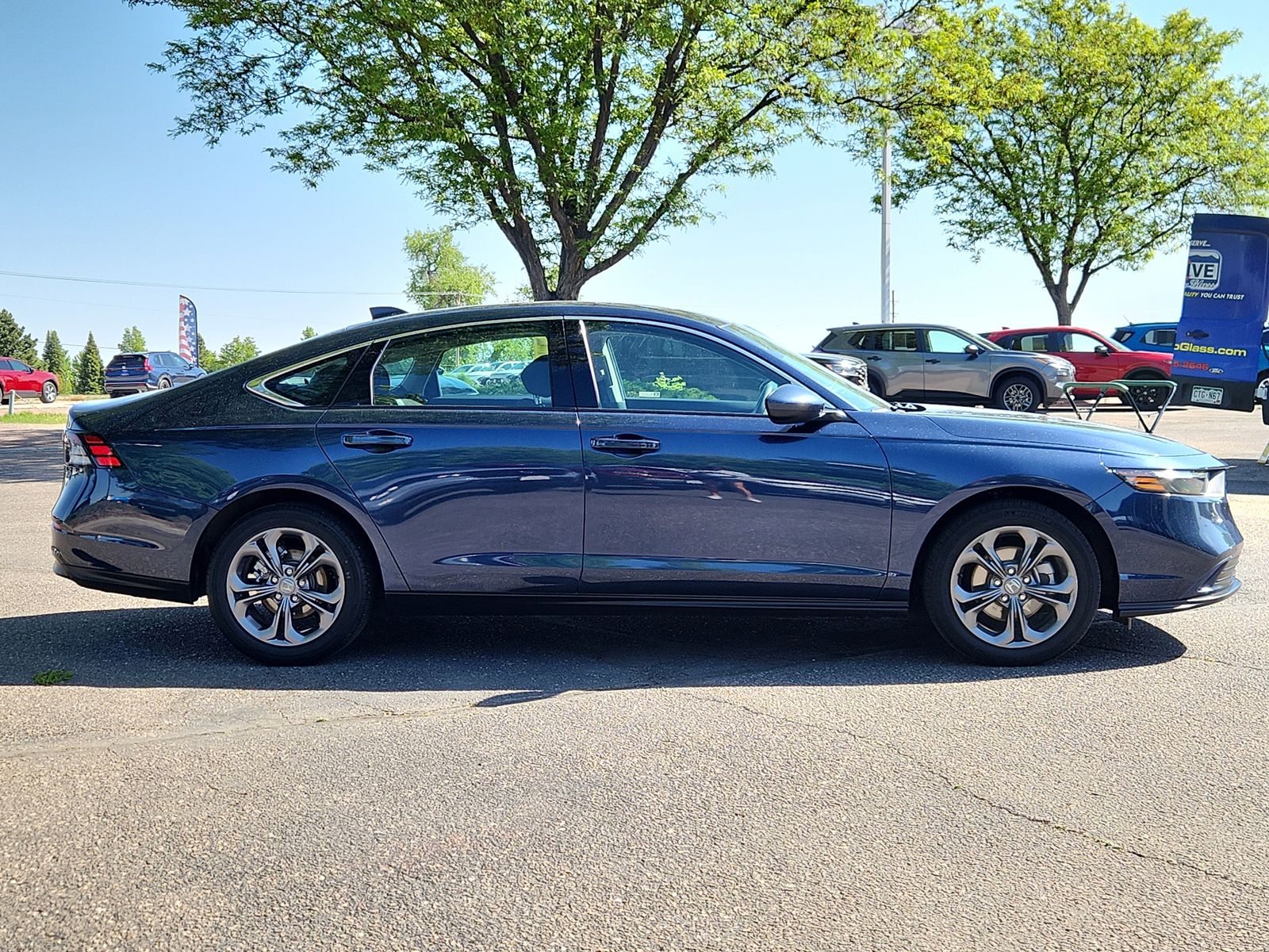 2023 Honda Accord EX - Photo 6