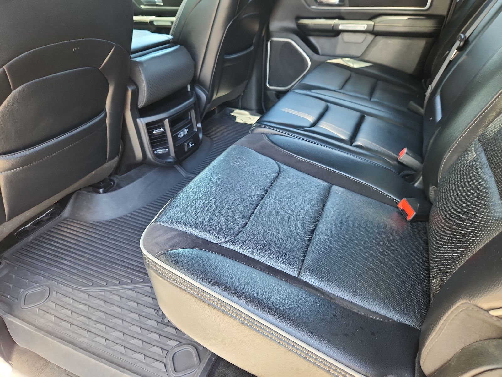2023 RAM Ram 1500 Pickup Laramie - Photo 11