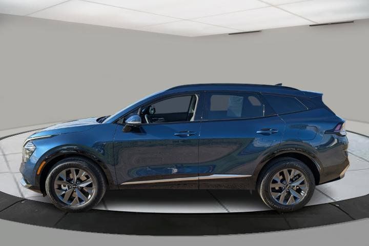 2025 Kia Sportage Hybrid photo 2