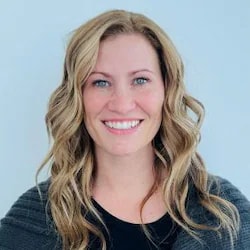 Staff member Celynn McManus <br> Controller from ID_3c9d87437562