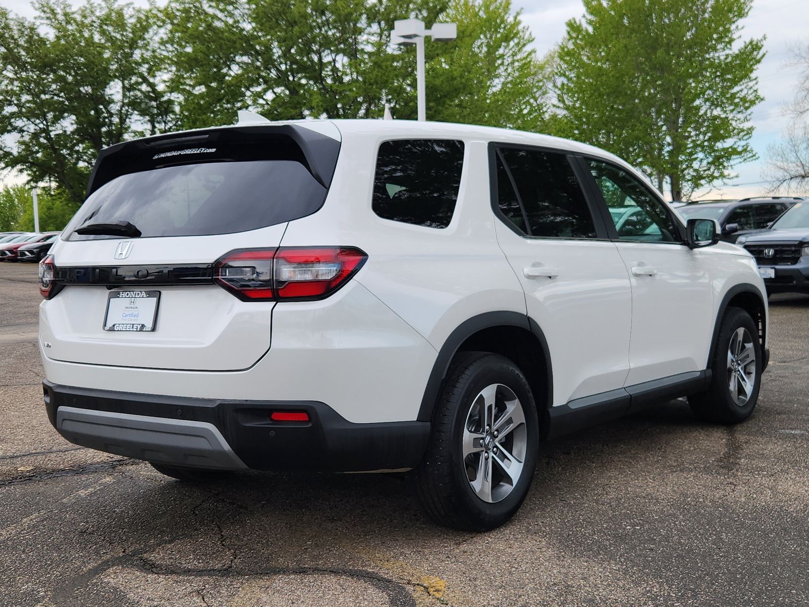 2025 Honda Pilot EX-L - Photo 5