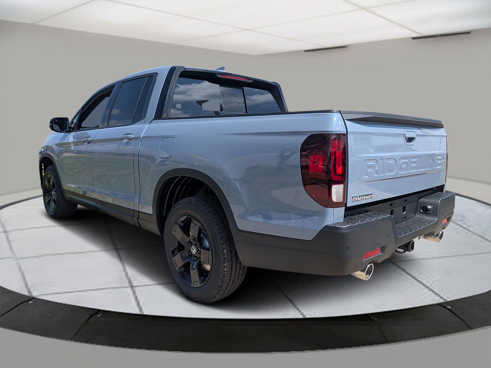 2026 Honda Ridgeline Black Edition photo 3