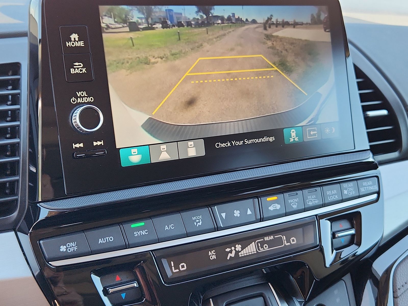 2026 Honda Odyssey Touring - Photo 27