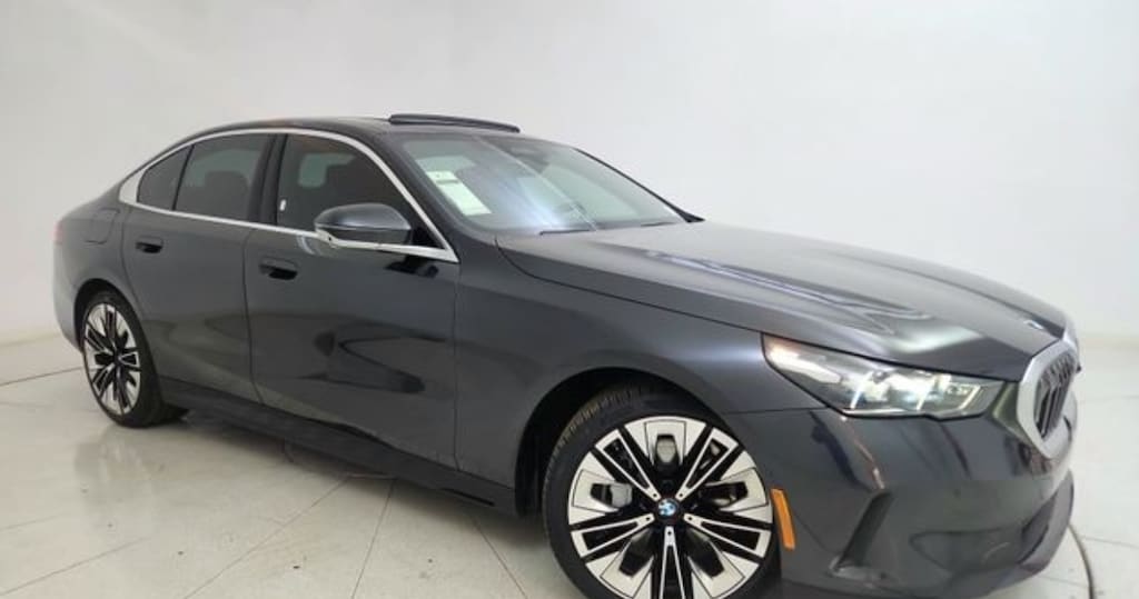 Used 2026 BMW 540i xDrive Sedan