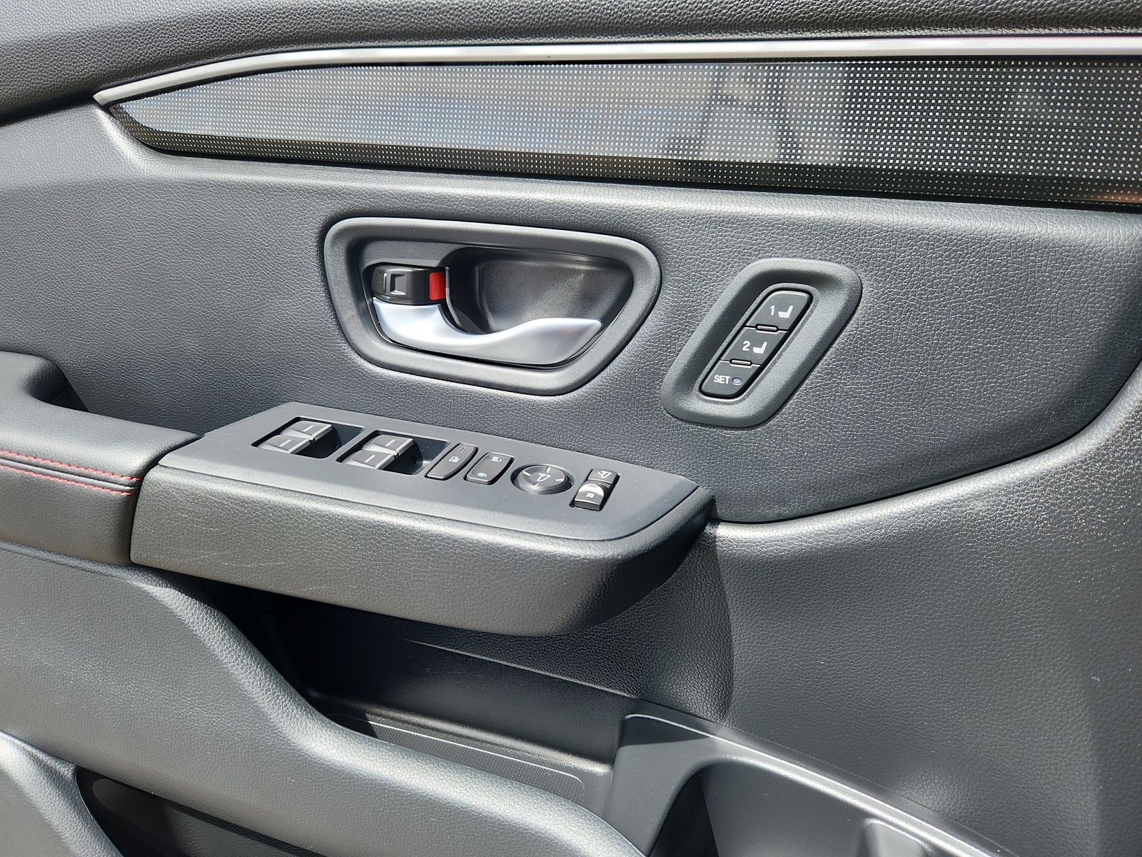 2025 Honda Pilot Black Edition - Photo 9