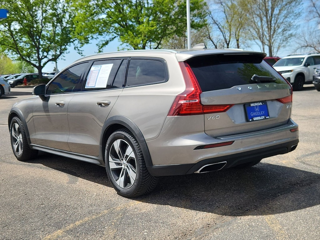 Used 2020 Volvo V60 Cross Country T5 Wagon