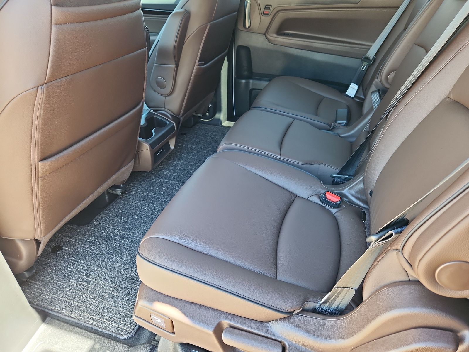2026 Honda Odyssey Touring - Photo 11