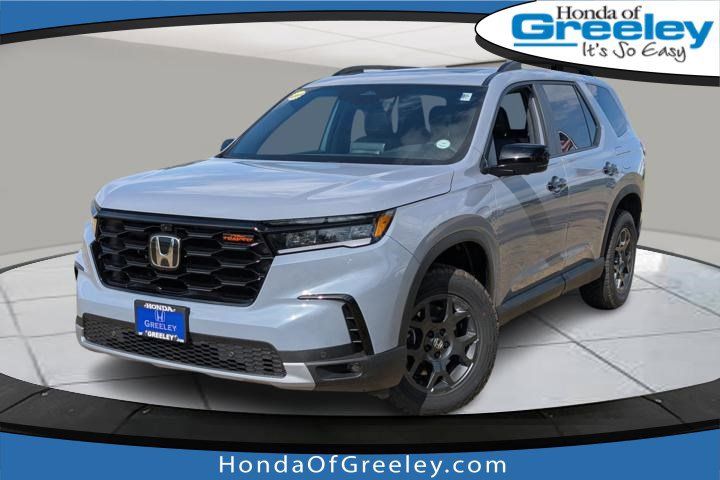 2025 Honda Pilot TrailSport's photo