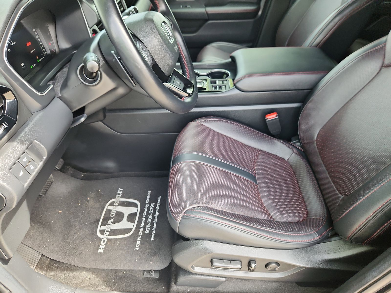 2025 Honda Pilot Black Edition - Photo 10