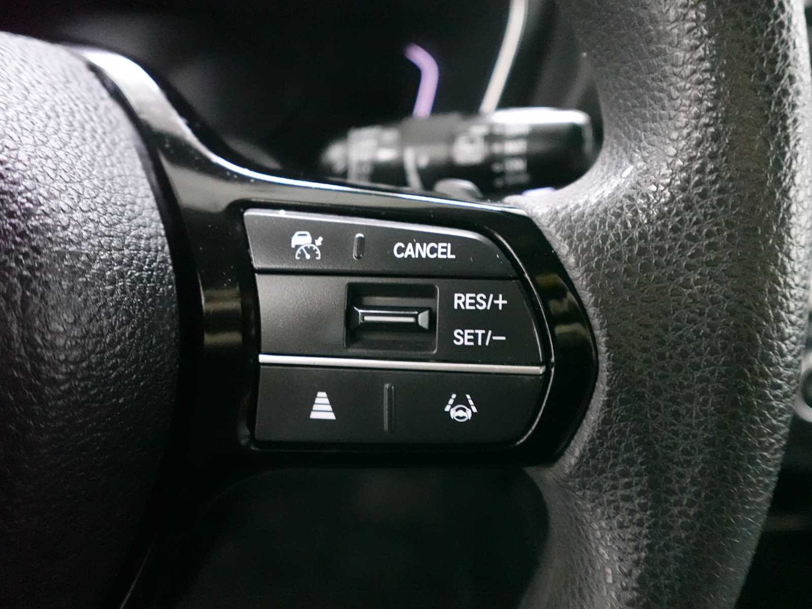 2023 Honda Pilot LX - Photo 17