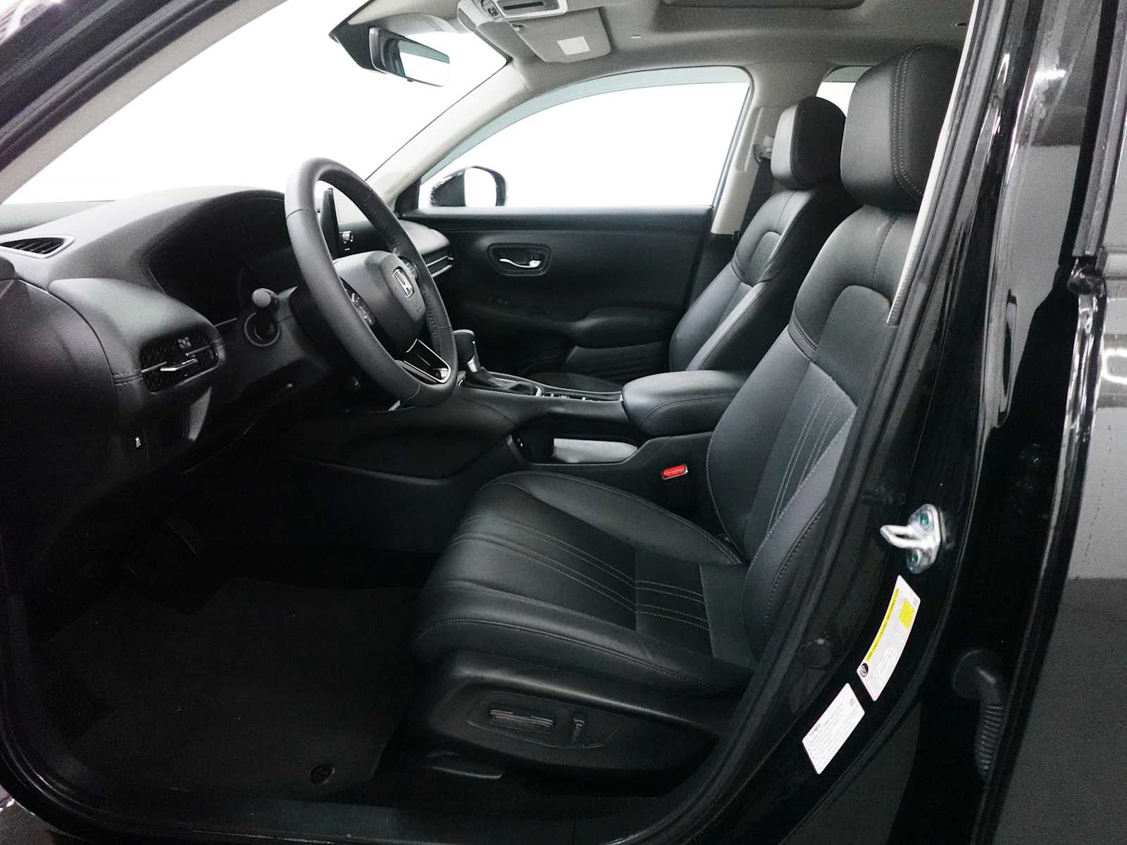 2024 Honda HR-V EX-L - Photo 12