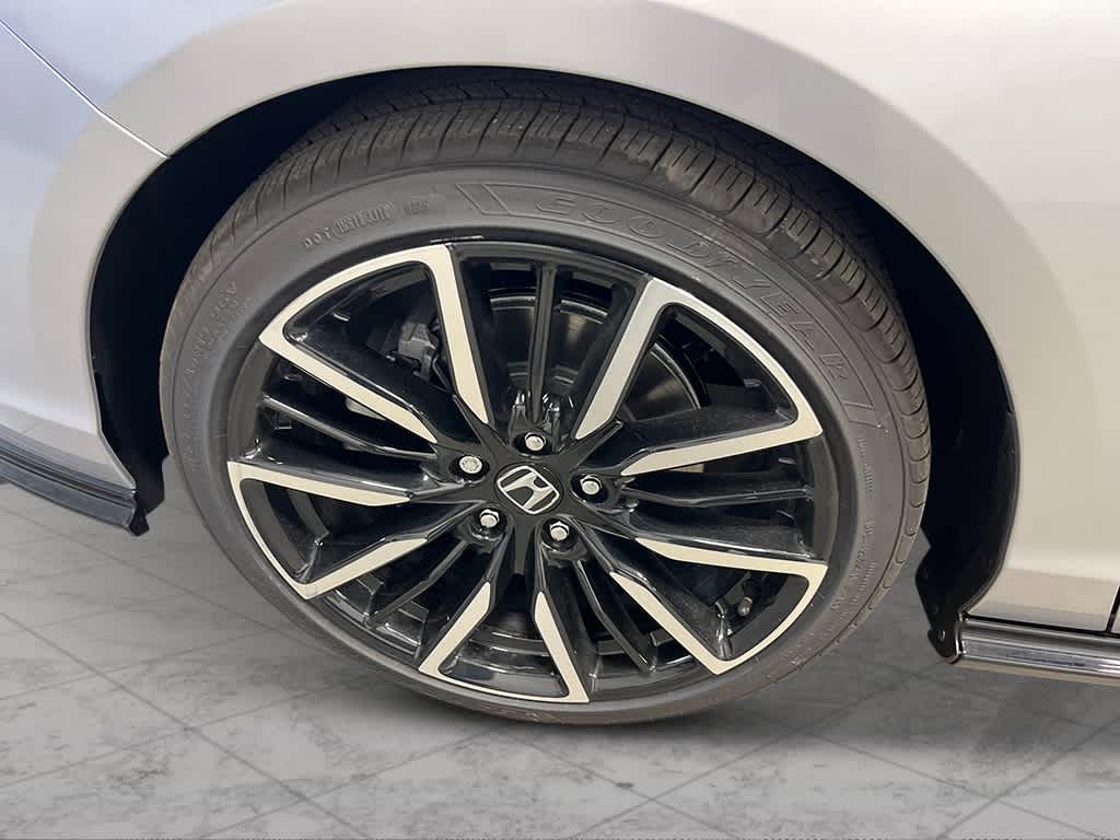 2026 Honda Accord Hybrid Touring - Photo 11