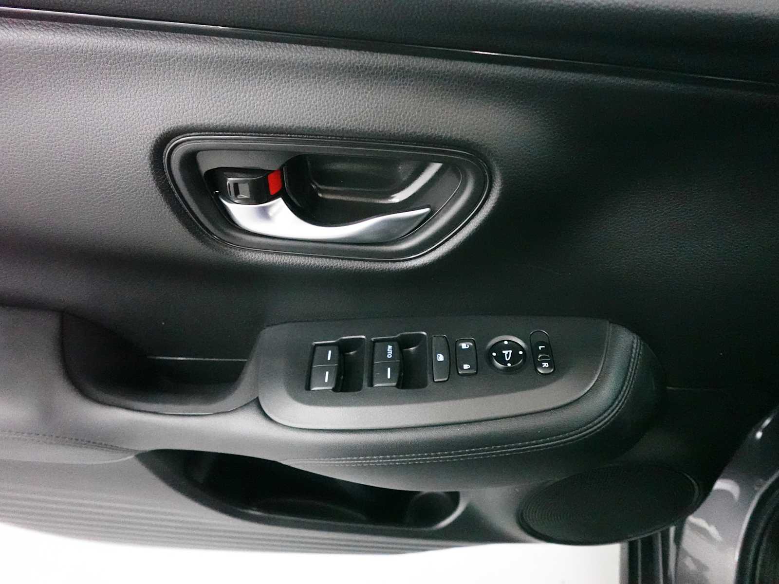 2024 Honda HR-V LX - Photo 11